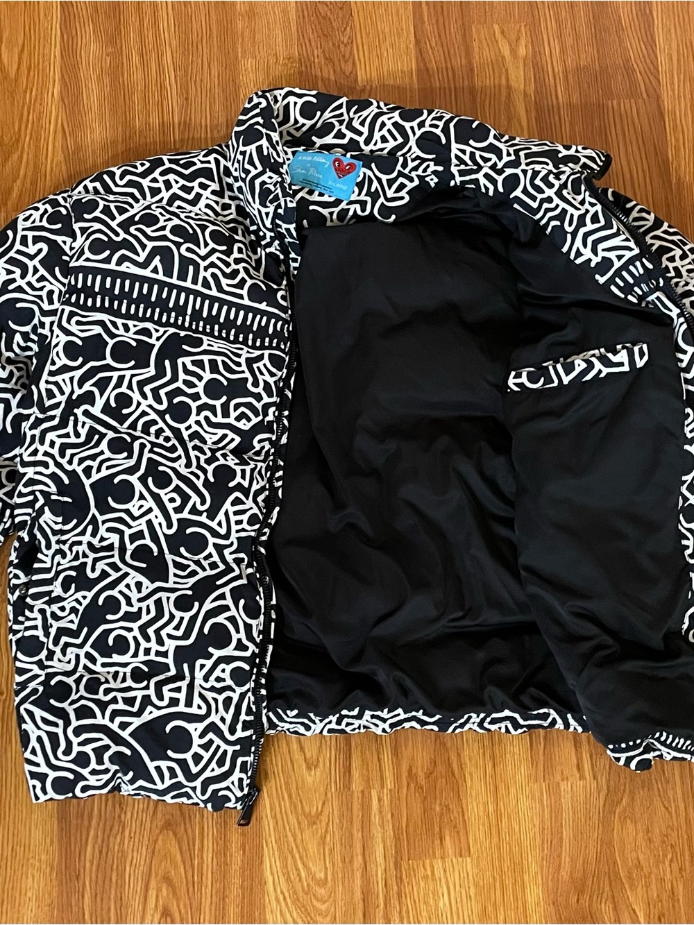 Keith Haring x Shoe Palace Puffer Jacket Size XL EUC - Picture 3 of 12